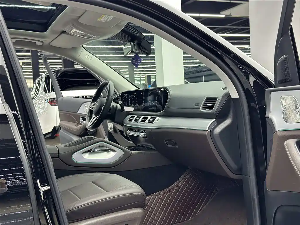 Mercedes-Benz GLE 2023 — фото 10