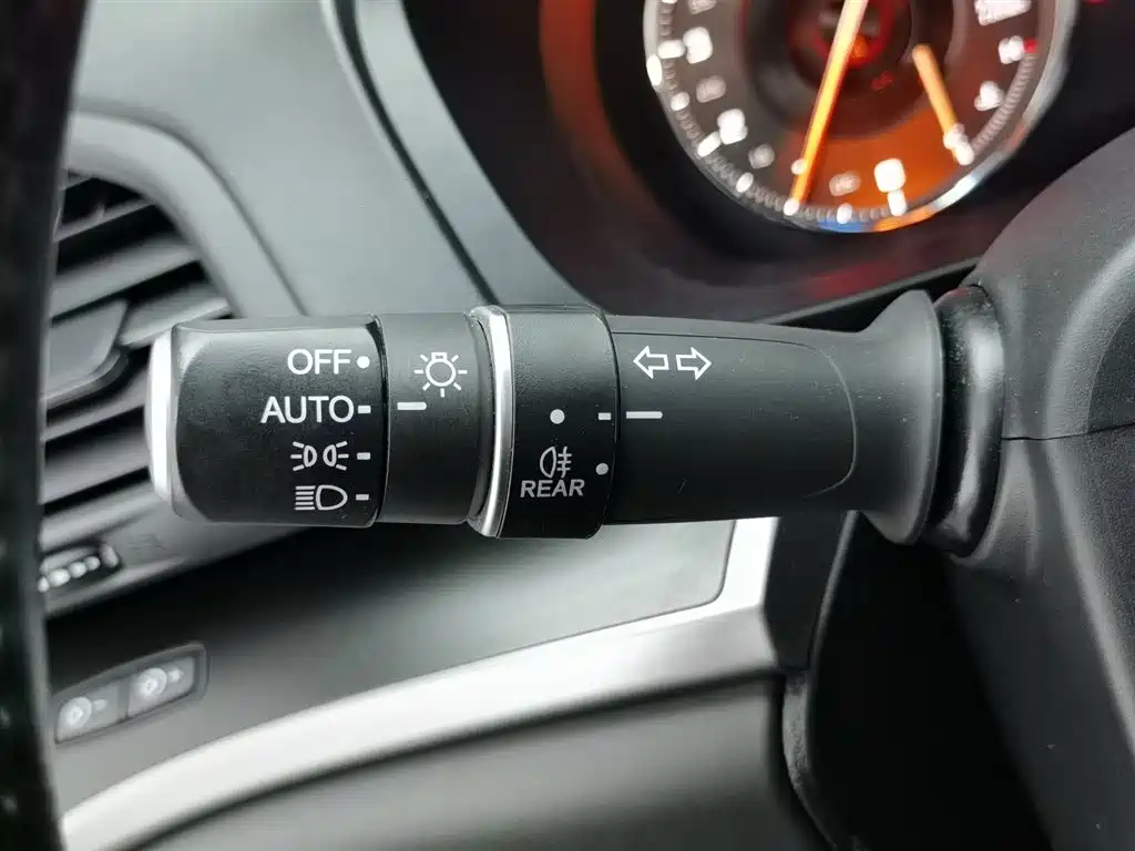 Acura CDX 2018 — фото 21