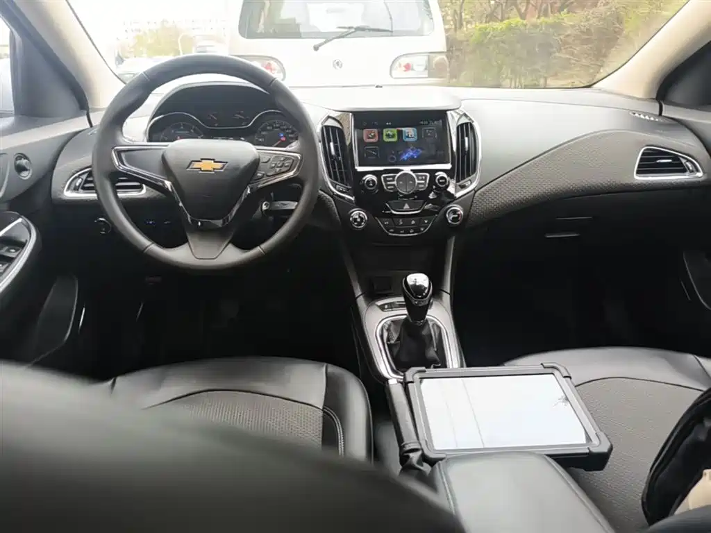 Chevrolet Cruze 2015 — фото 10