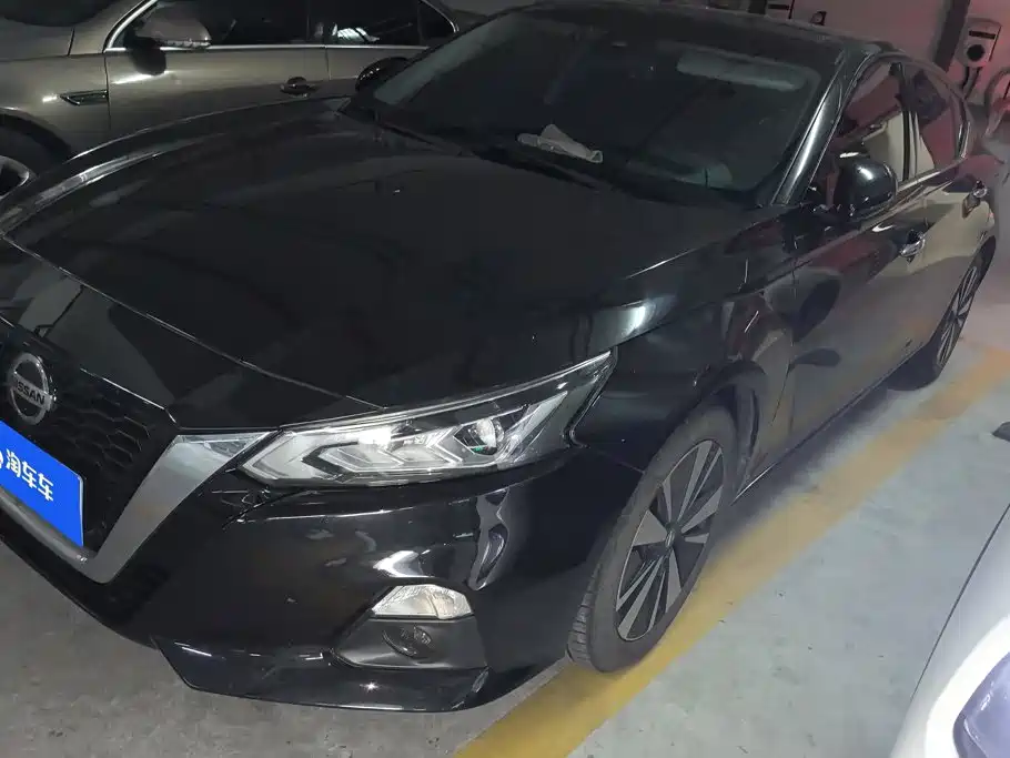 Nissan Teana 2023