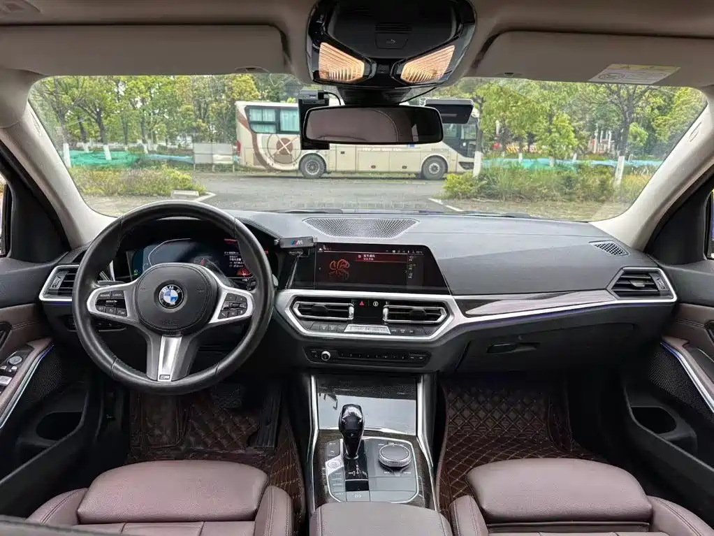 BMW 3 Series 2020