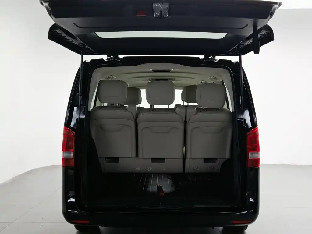 Mercedes-Benz Vito 2018 — фото 16