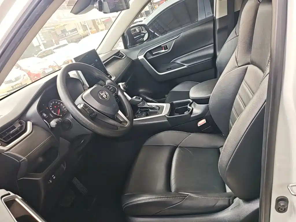 Toyota Wildlander 2020 — фото 15