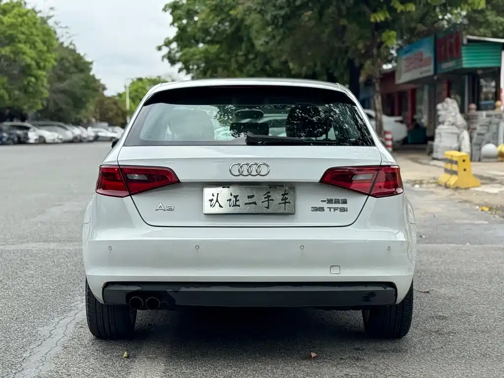 Audi A3 2015 — фото 14