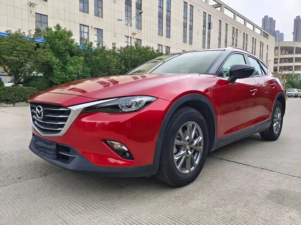 Mazda CX-4 2018 — фото 1