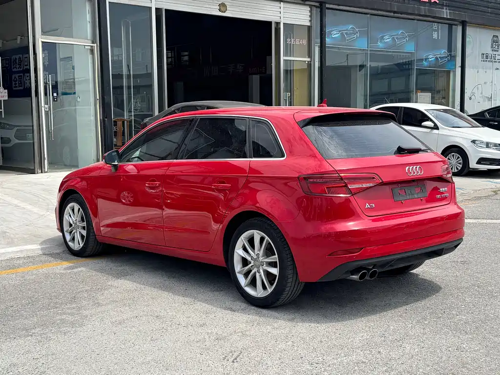 Audi A3 2018 — фото 4