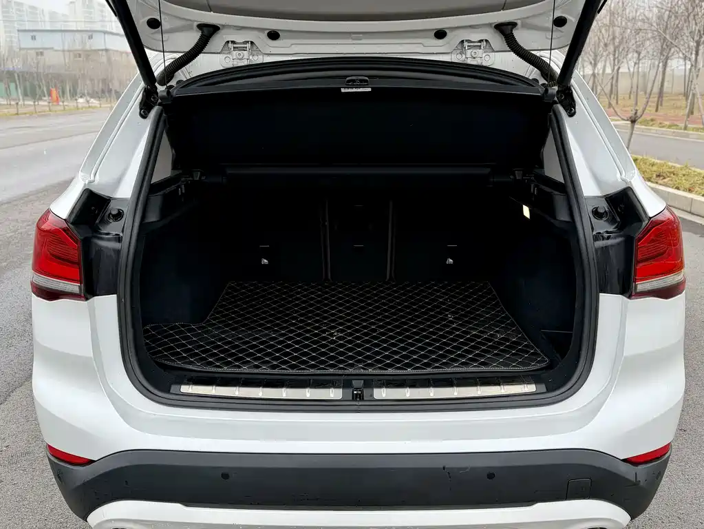 BMW X1 2022 — фото 16