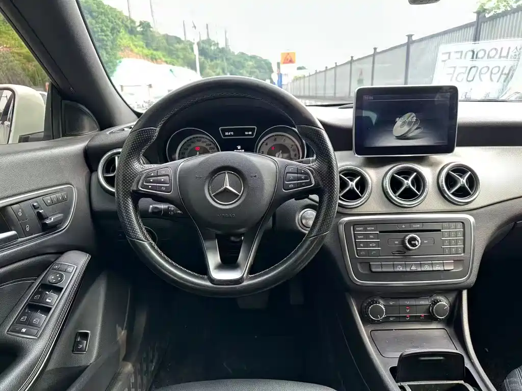 Mercedes-Benz CLA 2015 — фото 7