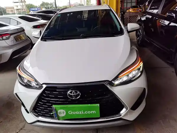 Toyota Yaris L 2022