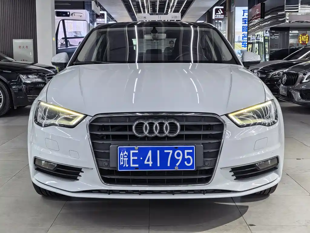 Audi A3 2016 — фото 2