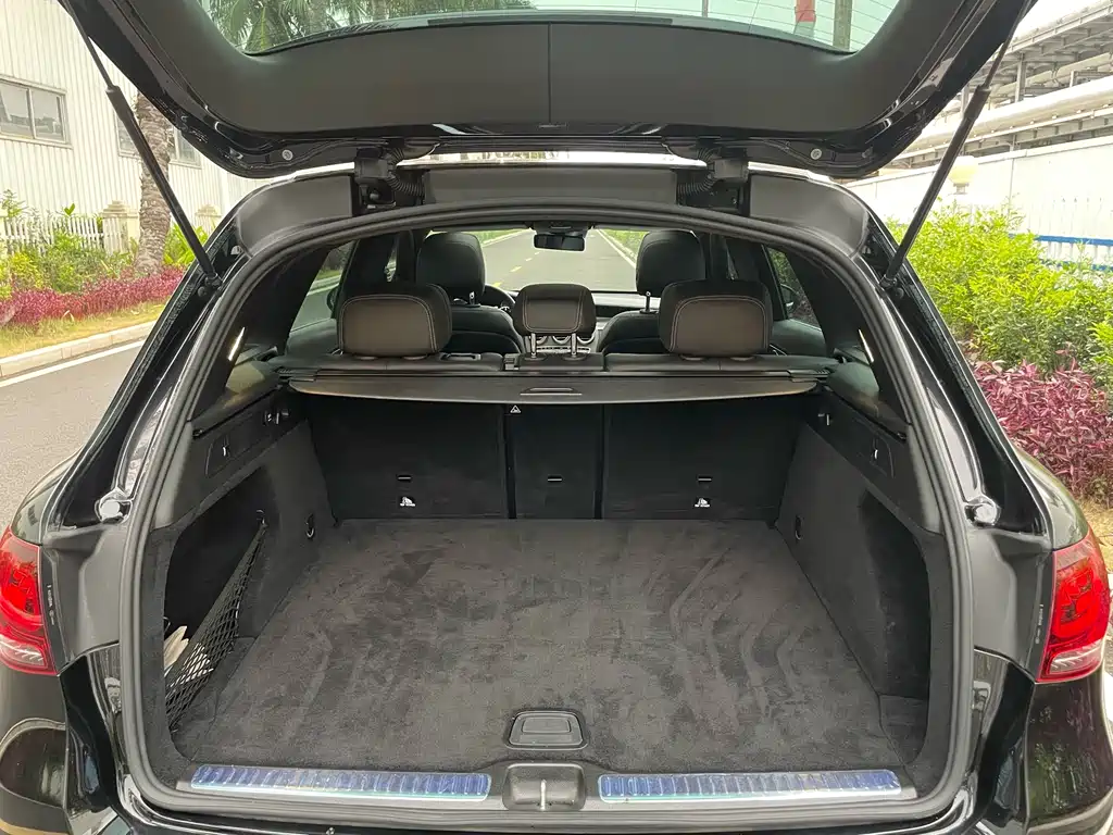 Mercedes-Benz GLC 2019 — фото 17