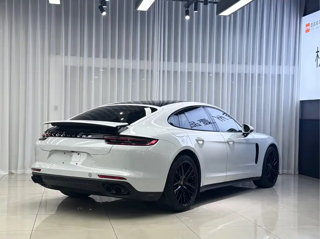 Porsche Panamera 2020 — фото 3