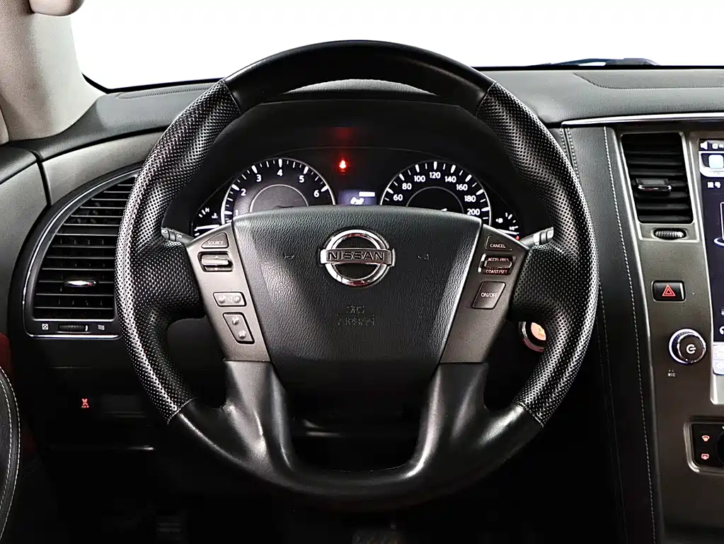 Nissan Patrol 2017 — фото 10