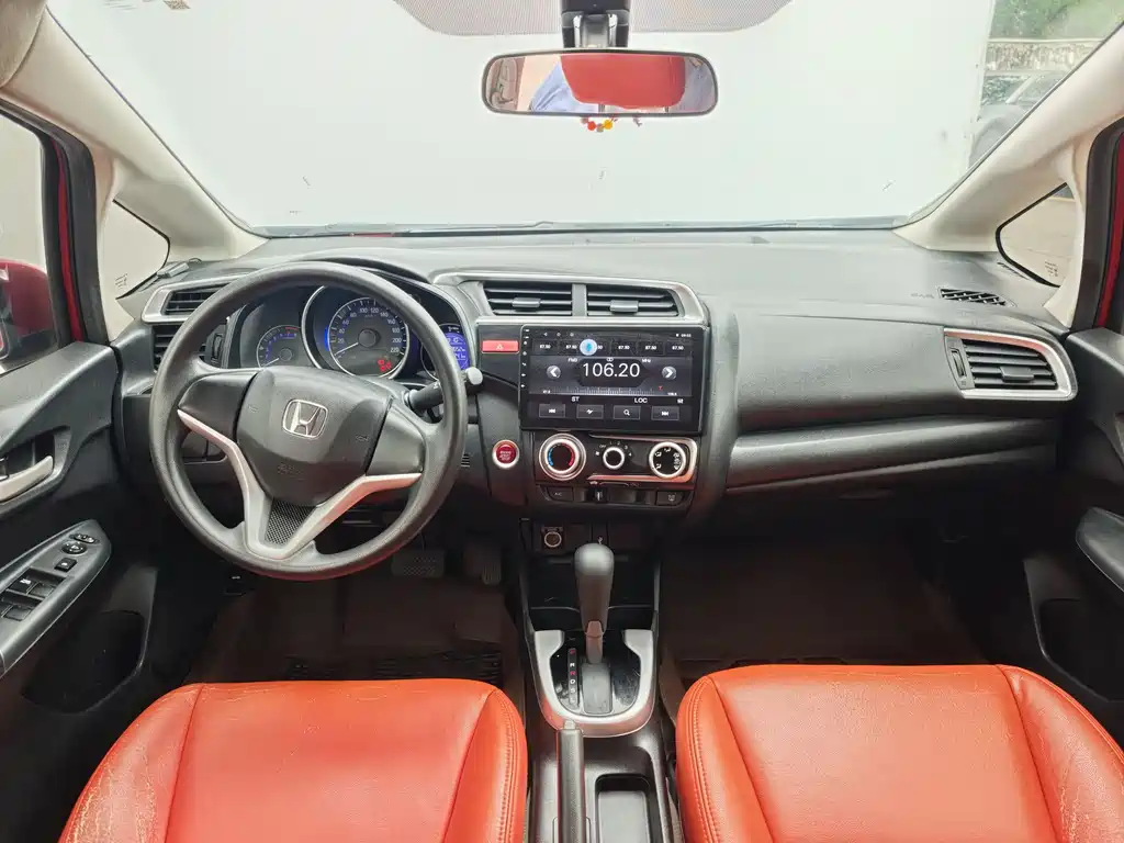 Honda Fit 2015 — фото 14