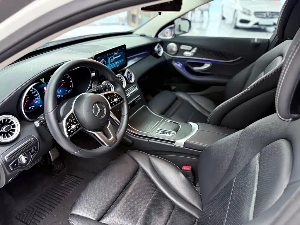 Mercedes-Benz C-Class 2019 — фото 8