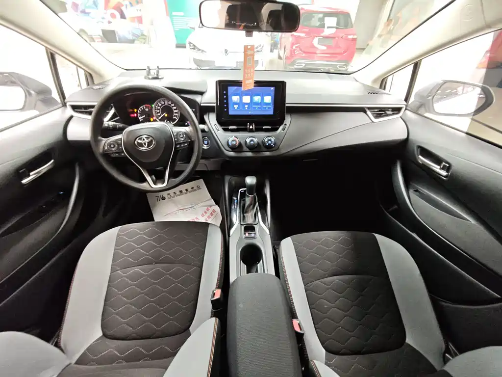 Toyota Corolla 2024 — фото 10