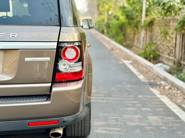 Land Rover Range Rover Sport 2012