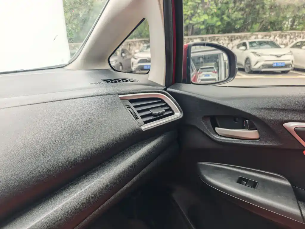 Honda Fit 2015 — фото 17