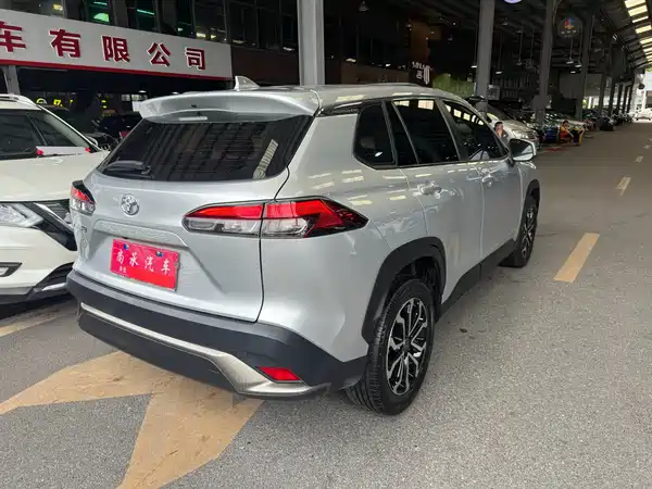 Toyota Frontlander 2022