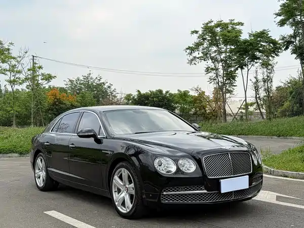 Bentley Flying Spur 2015