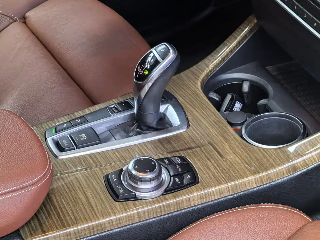 BMW X3 2013 — фото 15