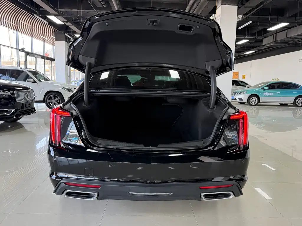 Cadillac CT5 2023 — фото 15
