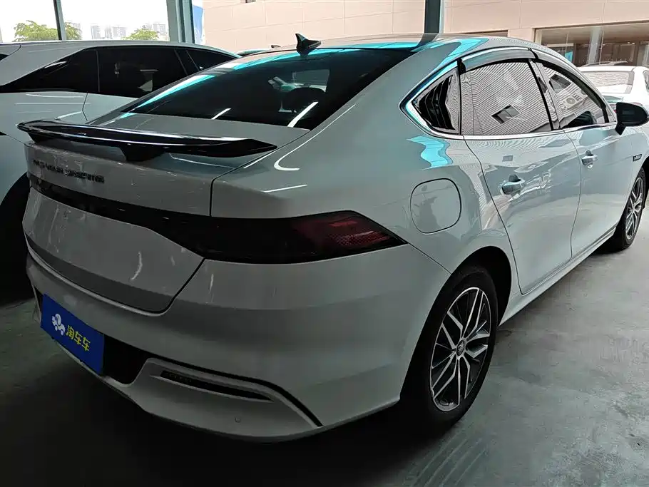 BYD Qin PLUS 2022 — фото 3