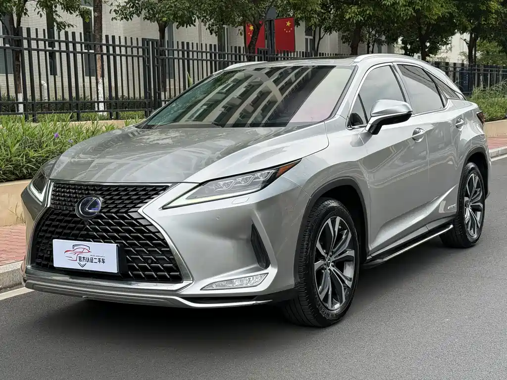 Lexus RX 2021 — фото 1