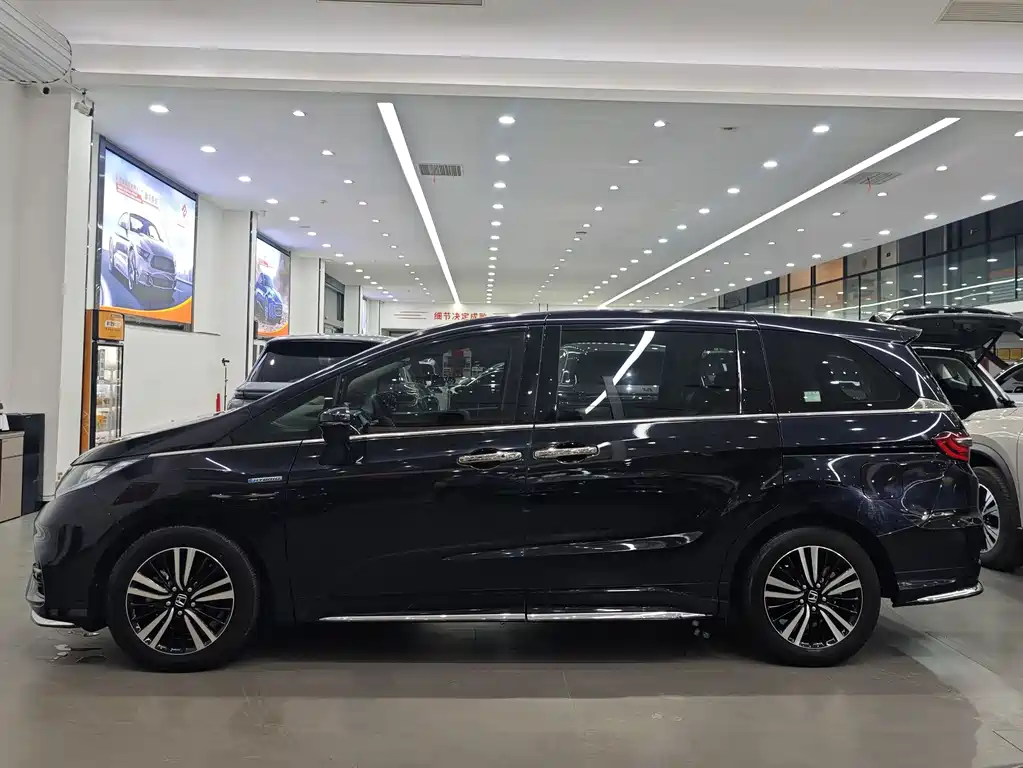 Honda Odyssey 2020 — фото 2