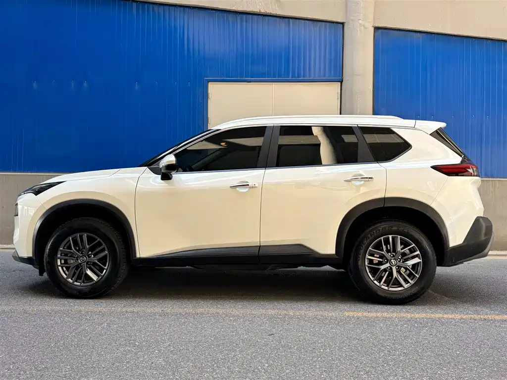 Nissan X-Trail 2023 — фото 3
