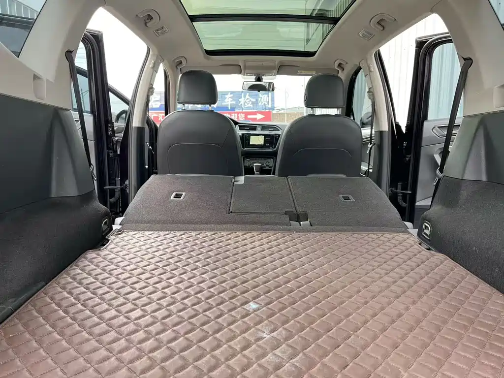 Volkswagen Tiguan L 2020