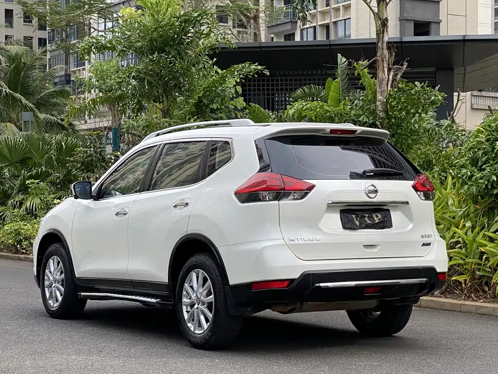 Nissan X-Trail 2018 — фото 7