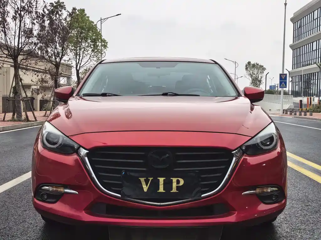 Mazda 3 Axela 2017 — фото 2