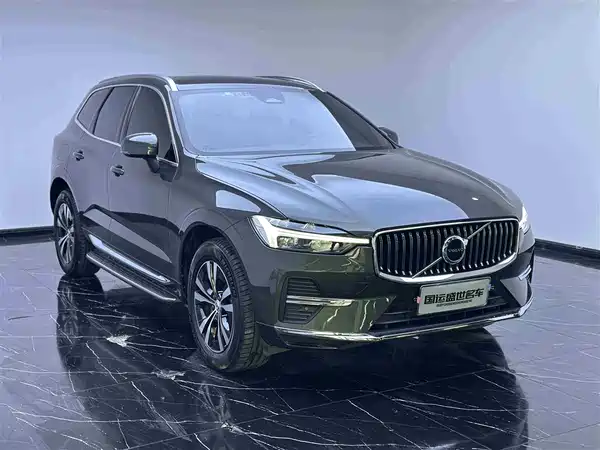 Volvo XC60 2022