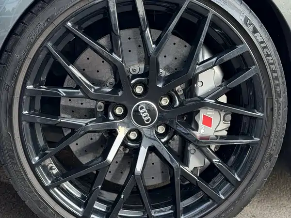 Audi R8 2016