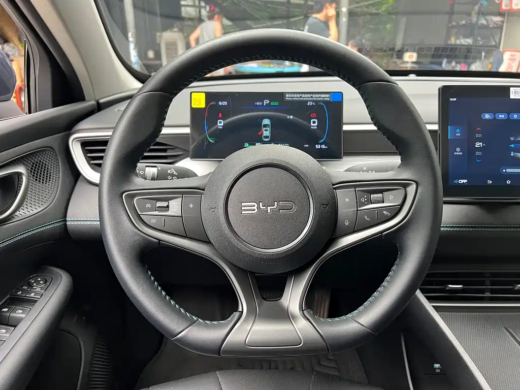 BYD Seal 05 DM-i 2025 — фото 12