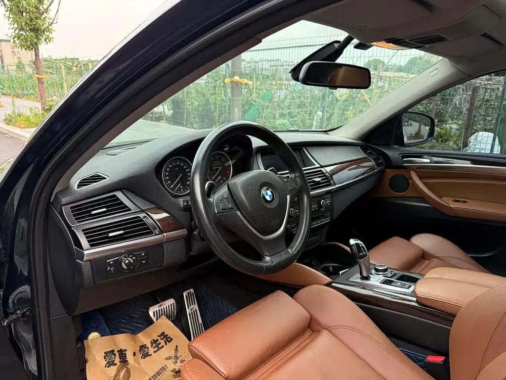 BMW X6 2014 — фото 11