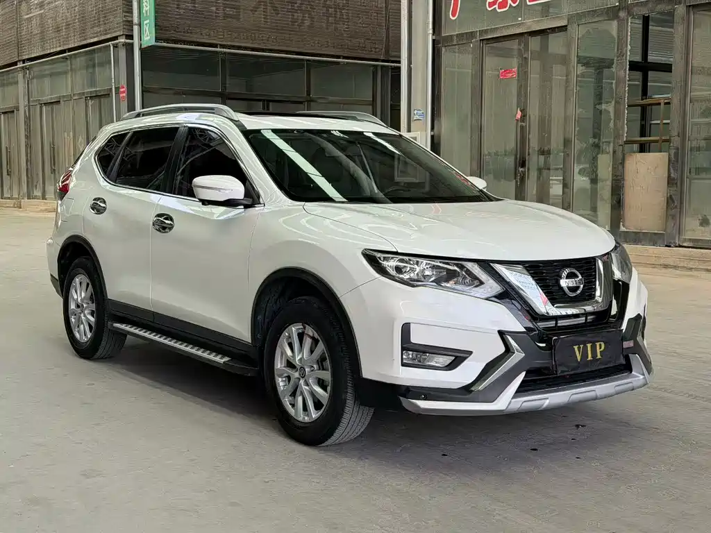 Nissan X-Trail 2018 — фото 3