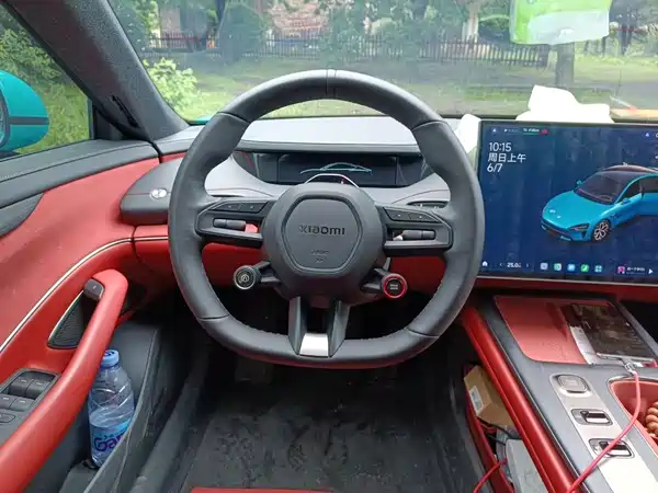 Xiaomi SU7 2024