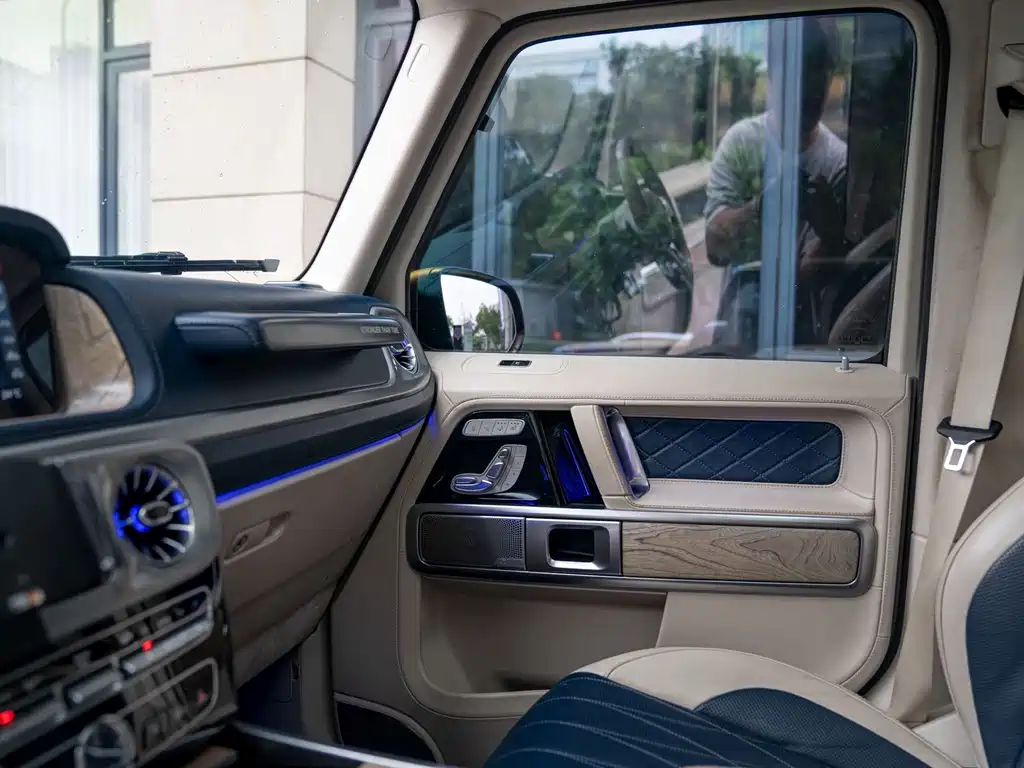Mercedes-Benz G-Class 2020 — фото 16
