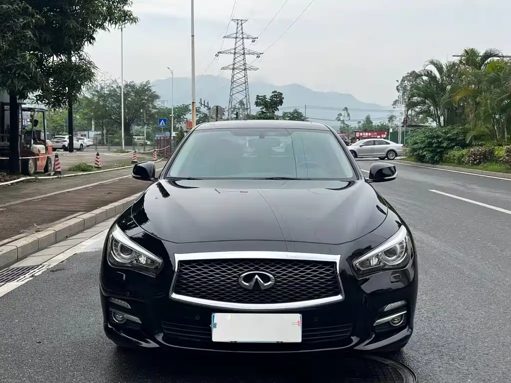 Infiniti Q50L 2017 — фото 2