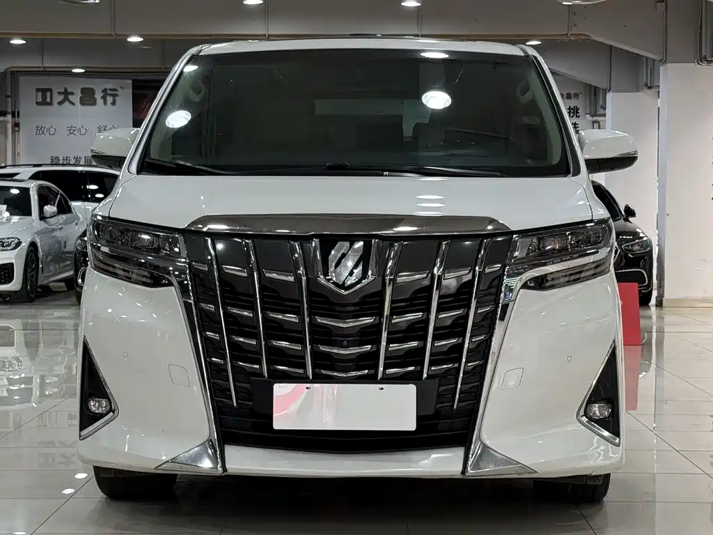 Toyota Alphard 2019 — фото 2