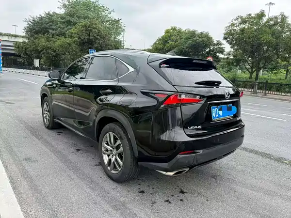 Lexus NX 2015
