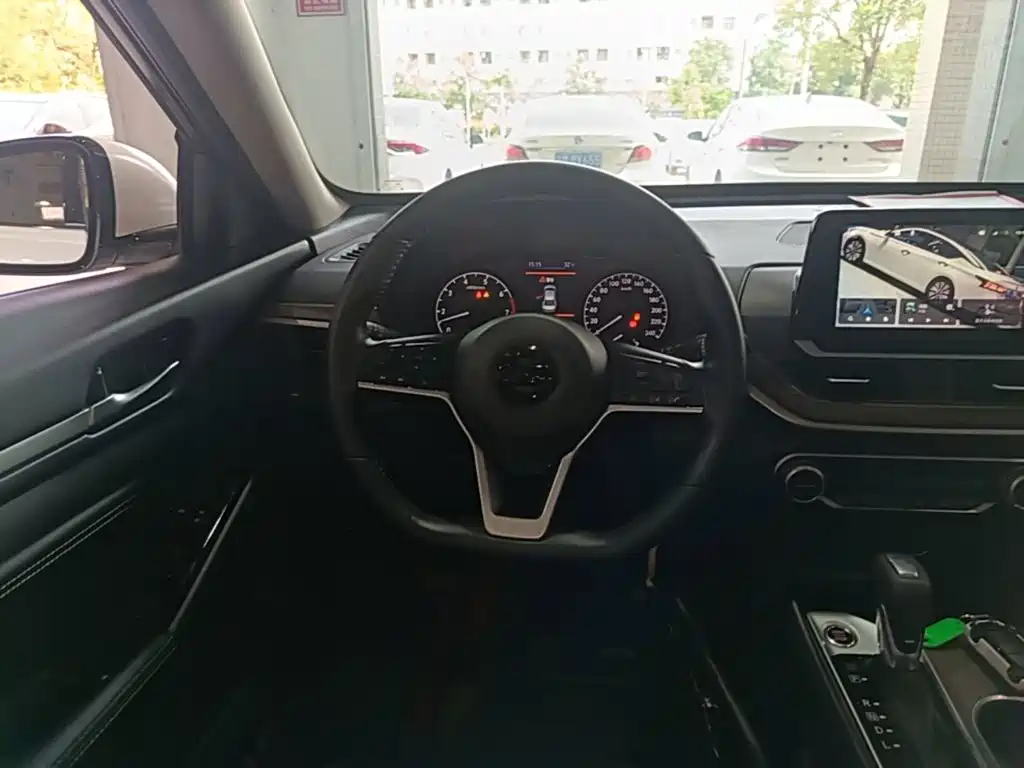 Nissan Teana 2022 — фото 11