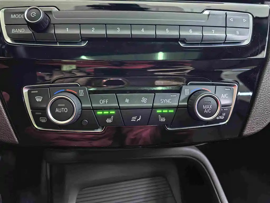 BMW X1 2022 — фото 13