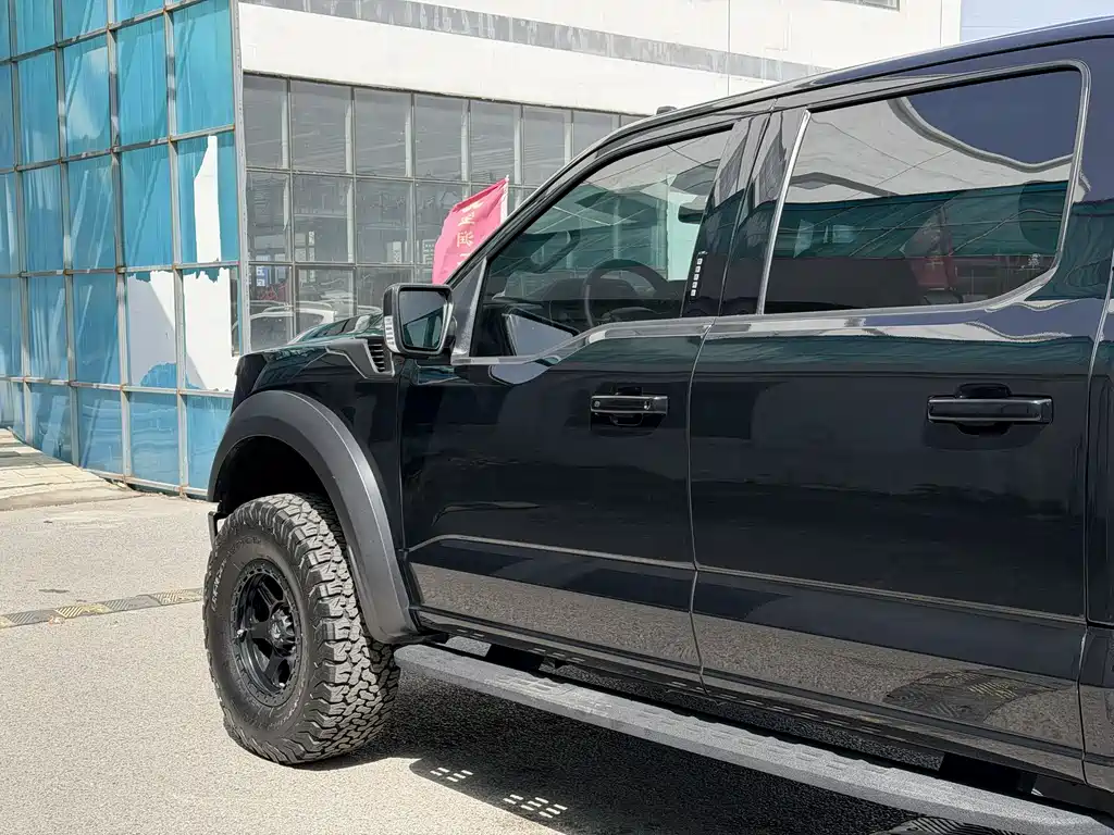 Ford F-150 Raptor 2022 — фото 15