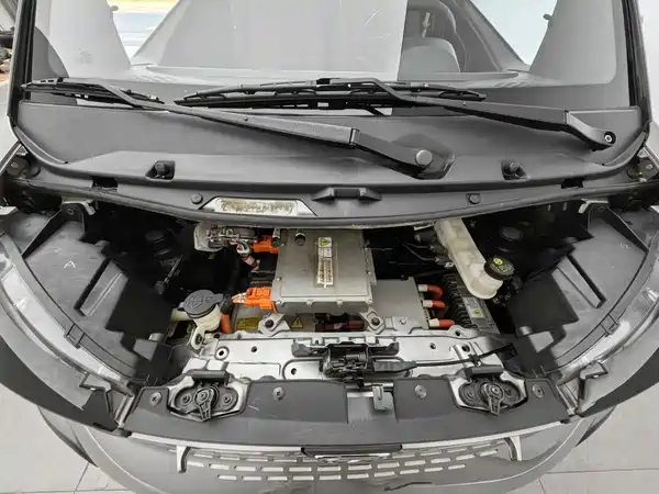 Baojun E100 2021