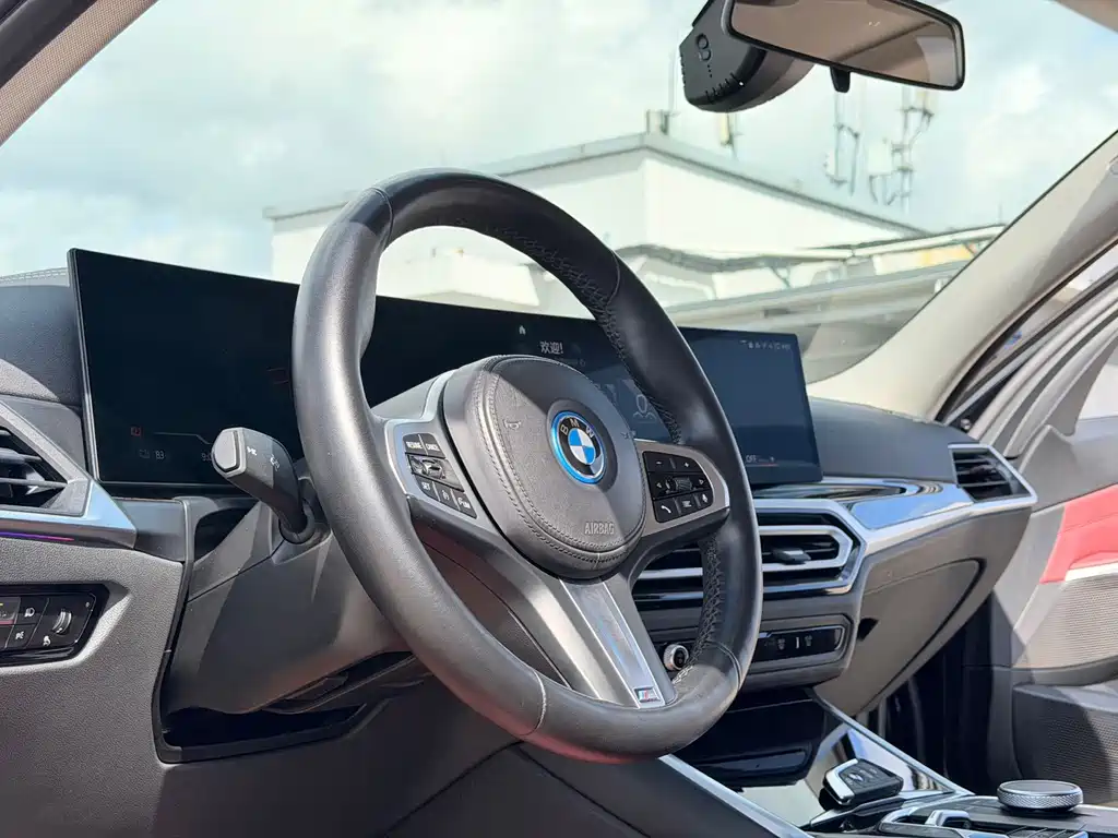 BMW i3 2023 — фото 10