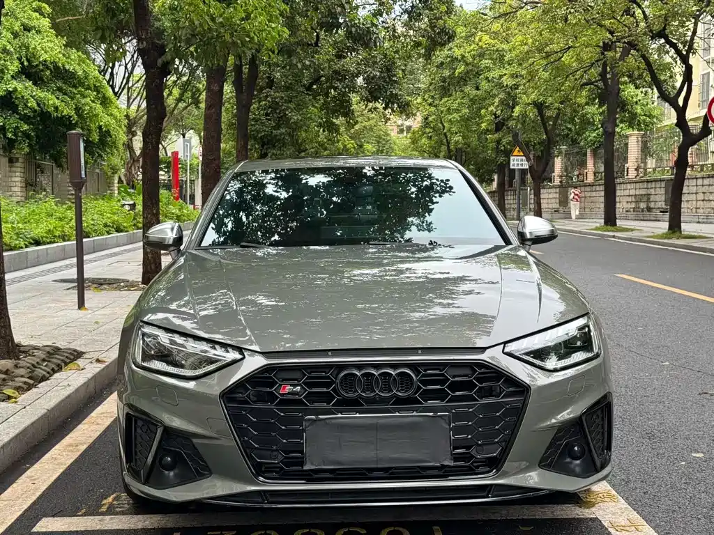Audi S4 2024