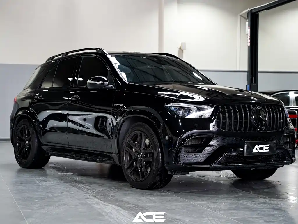Mercedes-Benz GLE AMG 2023 — фото 1
